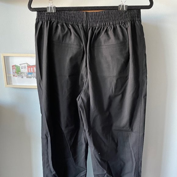NWT GAP Versatile Jogger Dress Pant - Picture 3 of 3